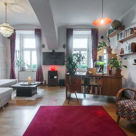 Victoria Design Stays - Apartment Rehorova براغ المظهر الخارجي الصورة