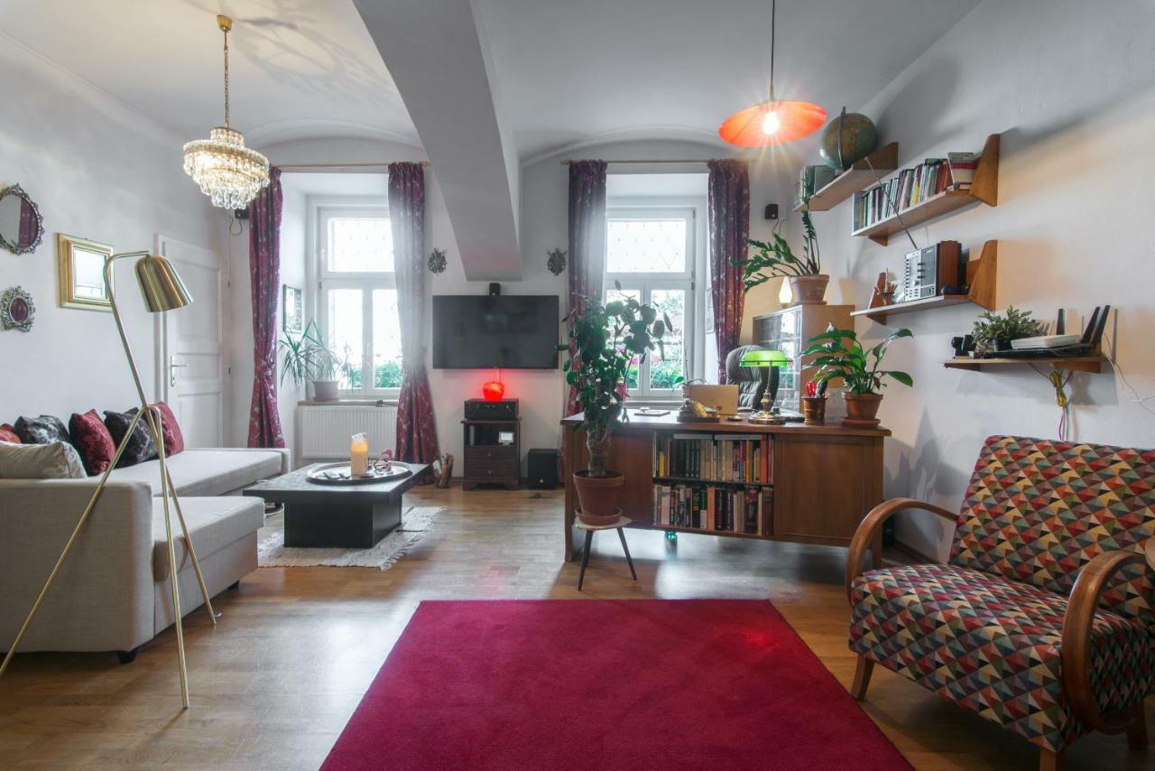 Victoria Design Stays - Apartment Rehorova براغ المظهر الخارجي الصورة