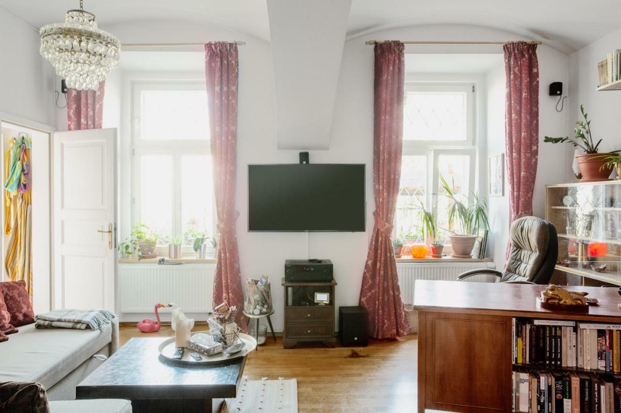 Victoria Design Stays - Apartment Rehorova براغ المظهر الخارجي الصورة